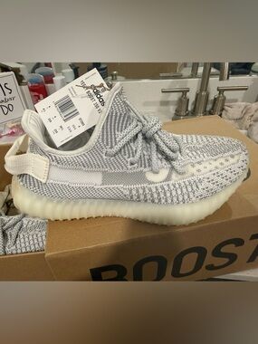 adidas Brown Cardboard Yeezy Boost 350 V2 Shoe Box